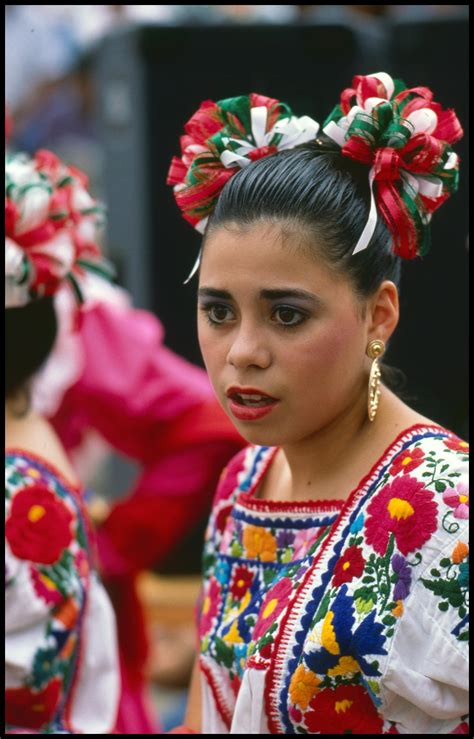 mexican folk dancer  portal  texas history