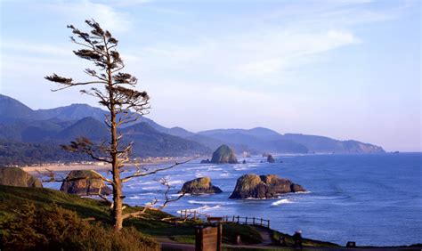 top rated tourist attractions  oregon  getaway