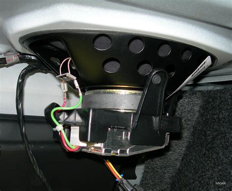 bose car amplifier images