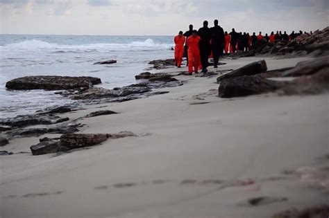 Video Purports To Show Islamic State Beheading Egyptian Hostages Wsj