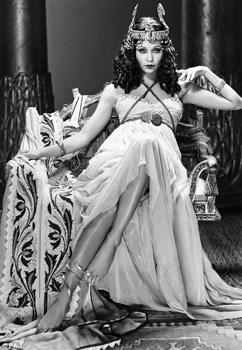 thandie newton smoulders as queen cleopatra the role made famous by elizabeth taylor daily