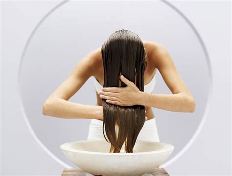 prevent  manage oily hair