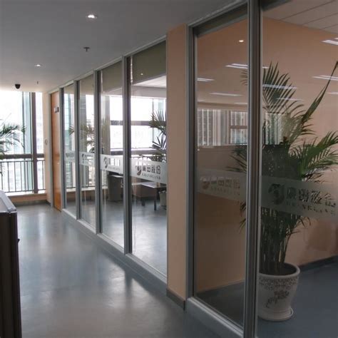 Soundproof Fireproof Sliding Office Partition Glass Walls With Aluminum