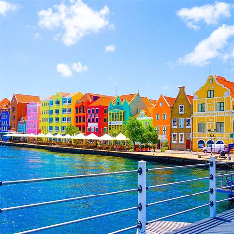 curacao  days travel guide