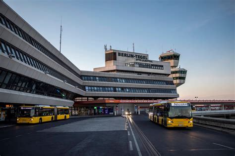 berlins tegel airport   stay open   fall