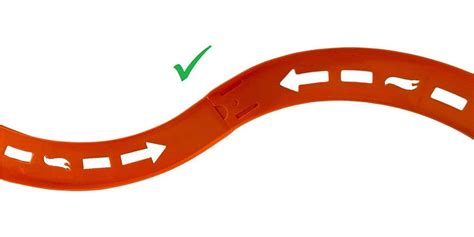 Hot Wheels Curve Tracks Expansion Packs ~ Includes 8 Curved Track Piec