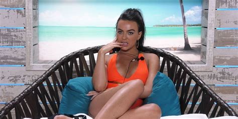 Love Island S Rosie Williams Reveals Everyone Quit The Cast Whatsapp Group