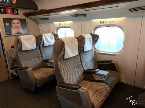 jr rail review shinkansen hikari first class tokyo