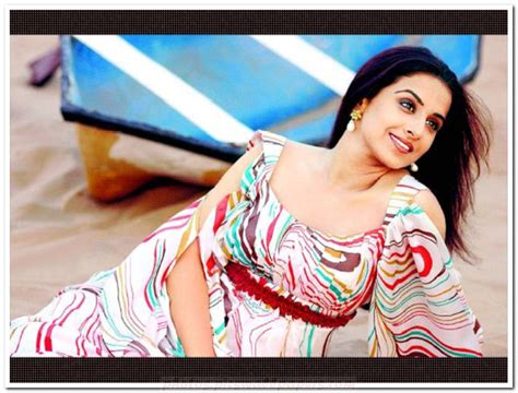 Bollywood Actress Photobook Vidya Balan Sexy
