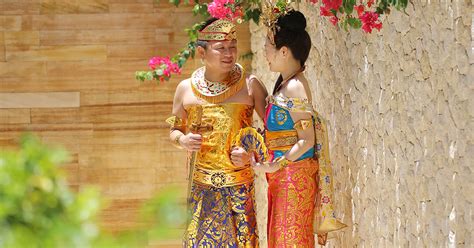 Immerse Yourself In Balinese Cultures And Traditions At