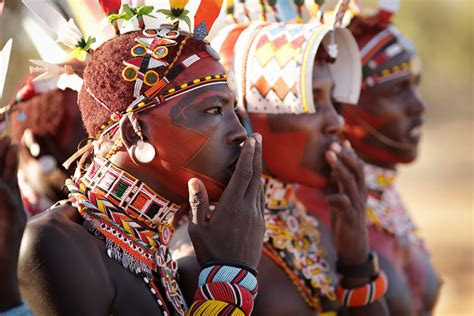 kenya samburu warriors moran colorful samburu warriors … flickr