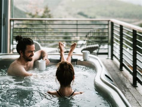 Hot Tub Los Angeles Tips For Your Next Hot Tub Date Night