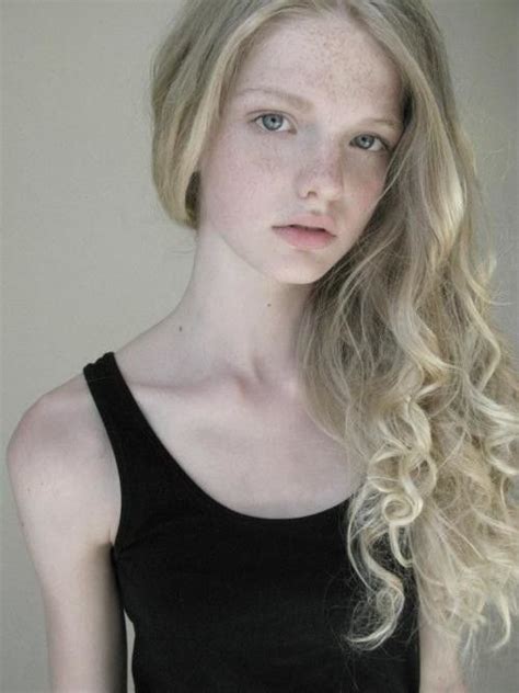 dutch beauty 🇳🇱 dutch women in 2020 blonde with freckles beauty