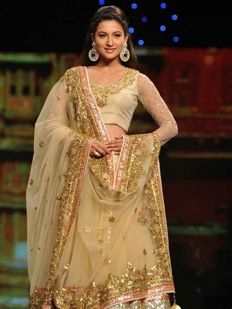 Pin By Mr Sandeep On Bollywood Actress Gauhar Khan Indian Outfits