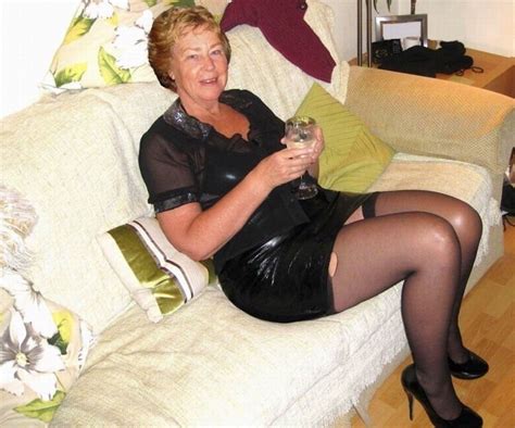 Cathy Slut Granny In A Rubber Skirt 21 Pics Xhamster
