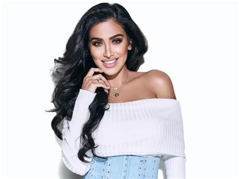 huda kattan is executive producing her reality show vogue arabia