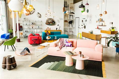 cool  stores  home decor  high design curbed