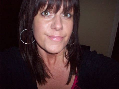 Nice Brunnette 50 From Ipswich Is A Local Granny Looking For Casual