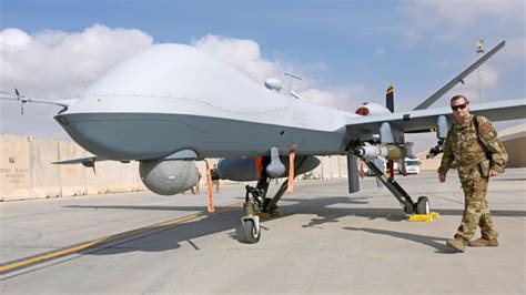 american drones  strengthen australian military