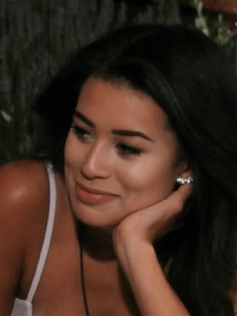 Love Island Viewers Freak Out As Montana Brown And Newbie