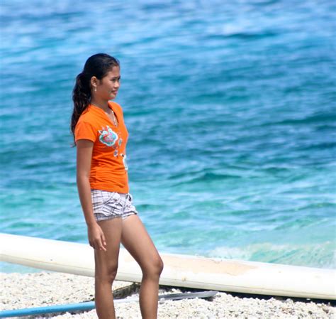 Hot Filipina Hot Filipina On The Beach Young Woman Visits… Flickr