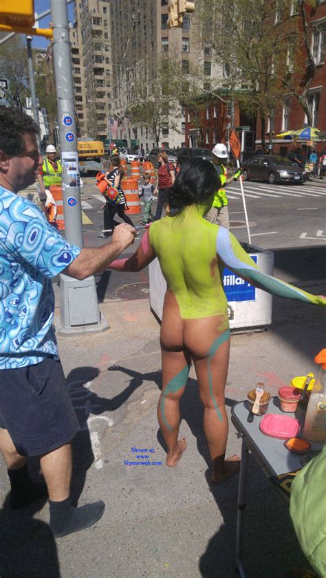naked in nyc broad daylight may 2016 voyeur web