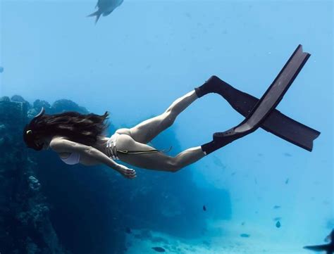 scubadivingtraininghacks underwater photography mermaid scuba diving photography diving