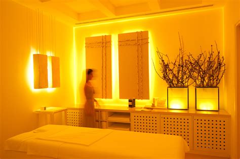 Rest And Relax At The Vair Spa Borgo Egnazia Massage Room Decor