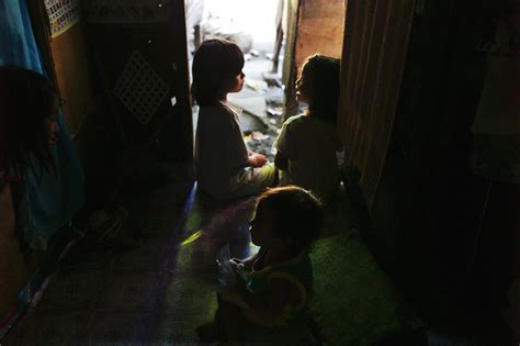 hiv in the philippines state of emergency pulitzer center