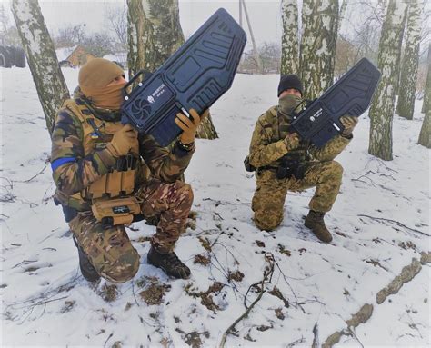 ukraine  high tech anti drone guns   russian drones  recover intelligence