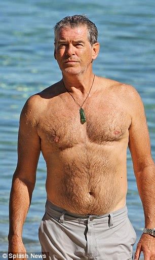 Gay scene in quantum of solace