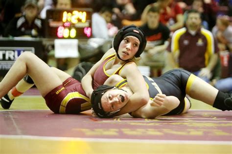 four local wrestlers in nv girls classic quarterfinals
