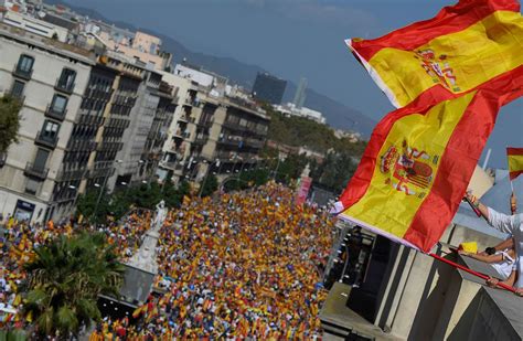 honderdduizenden demonstreren  barcelona tegen afscheiding nrc