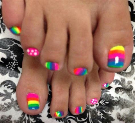 rainbows vacation nails toe nail designs pedicure designs
