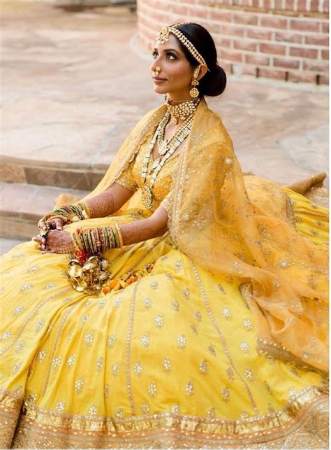 The Prettiest Yellow Bridal Lehengas We Spotted Wedmegood