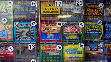 lottery player    stores  finally scored   million winning scratch  ctv news