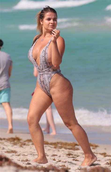 46 hot pictures of anastasiya kvitko will make your watching her instagram profile for days