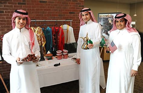 new generation s clothing line saudi traditional clothes for men s