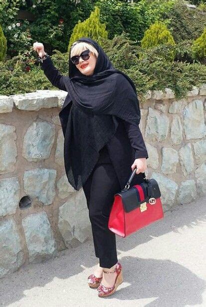 Pin By Khatalahamed On Aunty In Saree Persian Girls Arab Women Arab