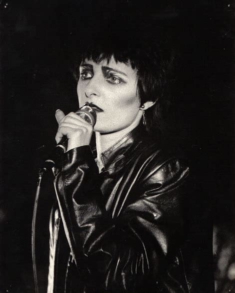 siouxsie no makeup