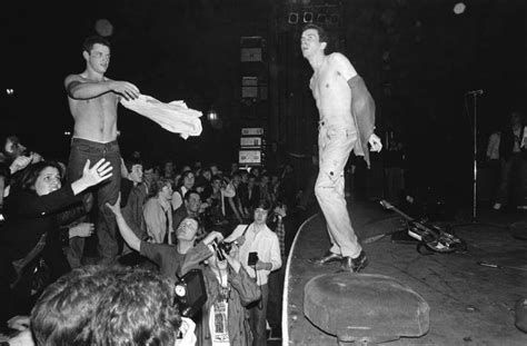 Os 40 Anos De ‘london Calling’ Como O The Clash Mudou O Rock Para