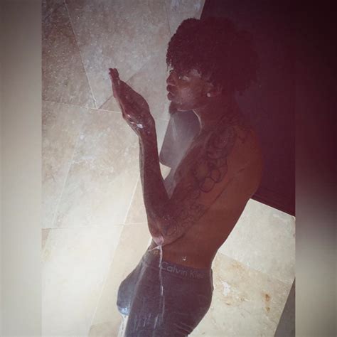 August Alsina Is Showing Off His Package Once Again Hiphollywood