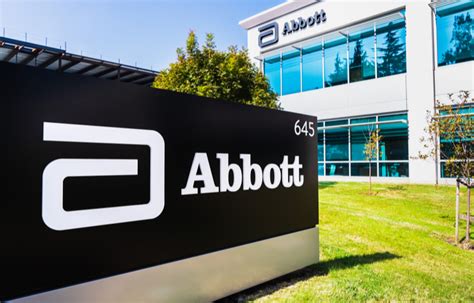 abbott laboratories stock soaring   minute covid  test investment