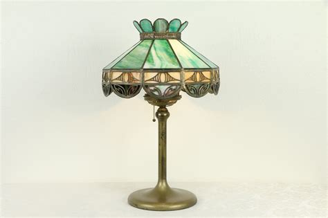 sold leaded stained glass shade antique 1910 table lamp 31637 harp