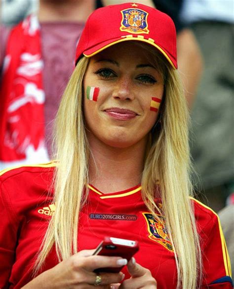 pin by katherine smith on euro 2016 hot football fans female soccer players soccer fans