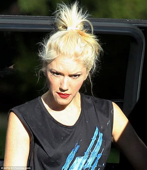 Gwen Stefani Has Rare Misfire With Scruffy Hair And Outfit But Still