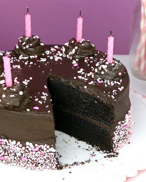 video   chocolate cake  chocolate frosting  lindsay ann
