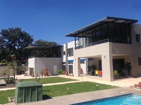 tshedza guest house    accommodation deal book