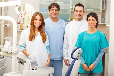 Why Dental Assisting Is A Great Career Path For Moms