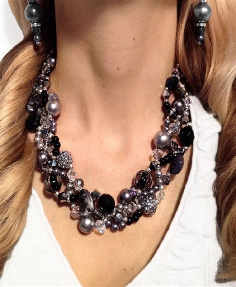 When And How To Wear Your Black Pearl Necklace Pearls Only